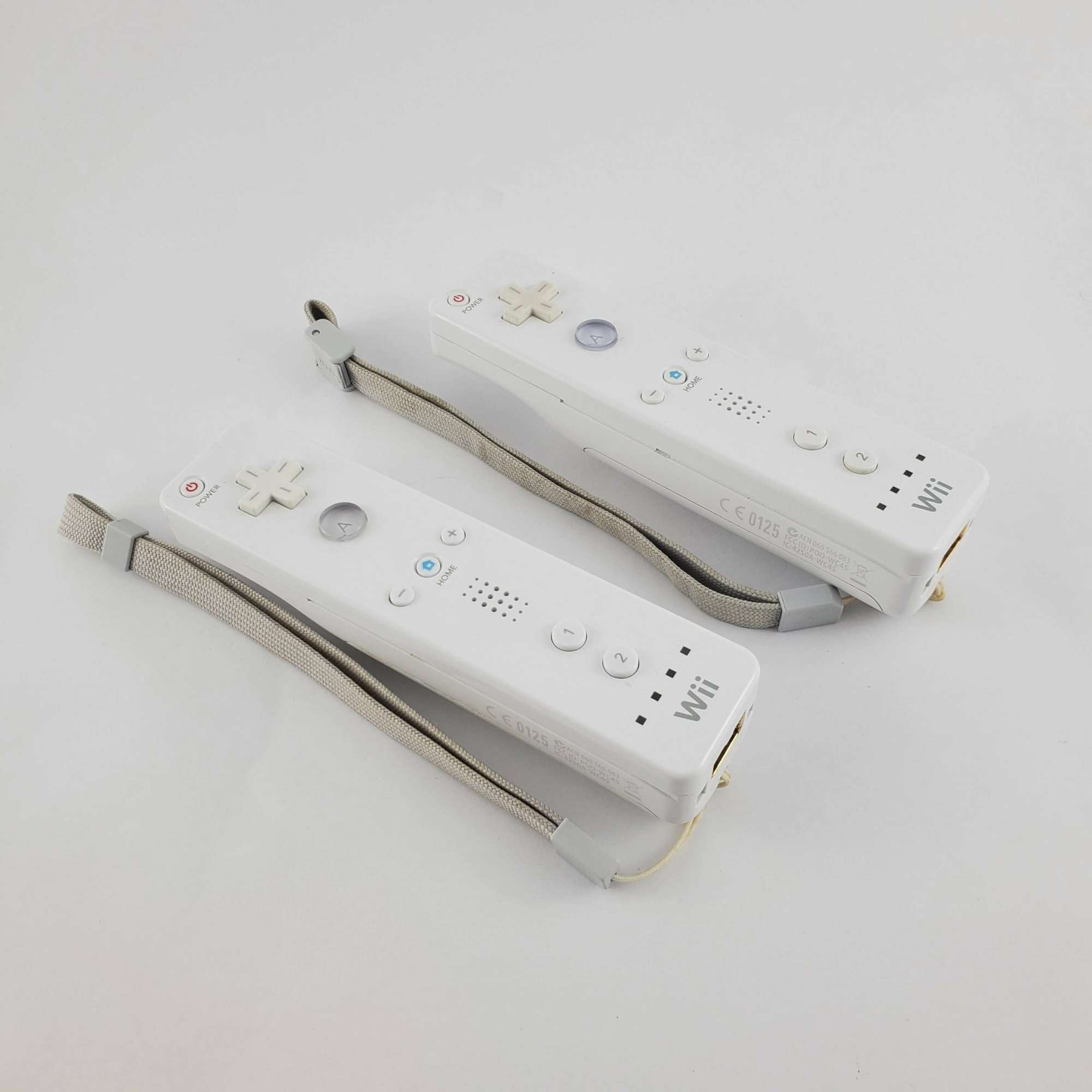 Nintendo Wii Console Bundle: Wii Sports & Just Dance 4 - Retro vGames