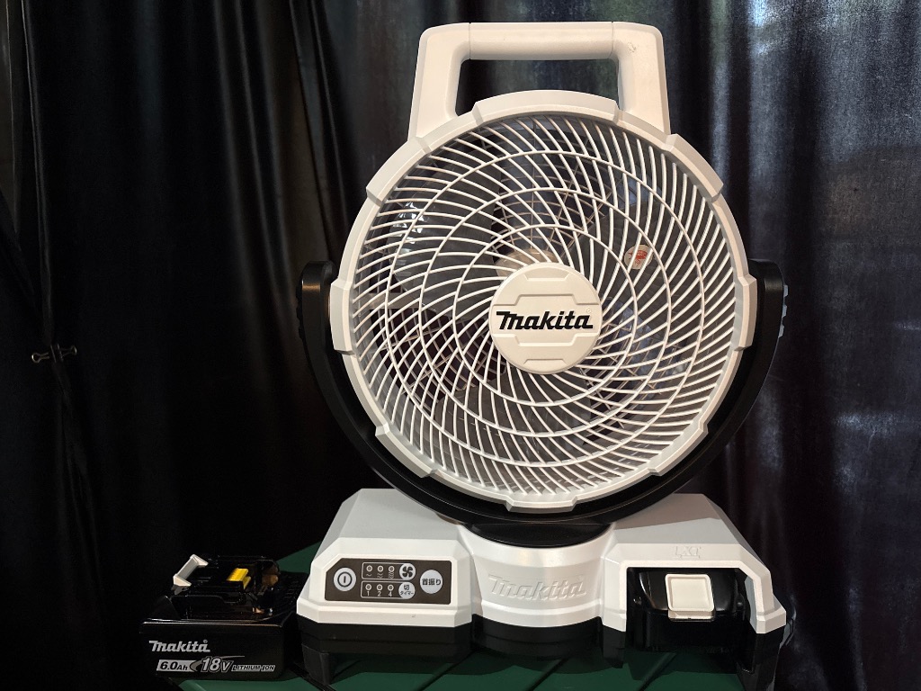 マキタ makita 充電式ファン（白） CF203DZW [8-00001300]のレビュー