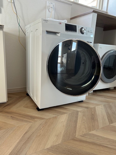 AQUA AQW-F8N(W) ドラム式全自動洗濯機 8kg ホワイト AQWF8N(W