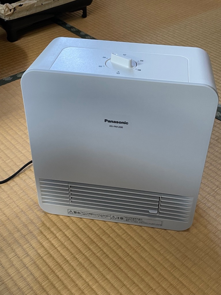 パナソニック セラミックファンヒーター DS-FN1200-W（ホワイト