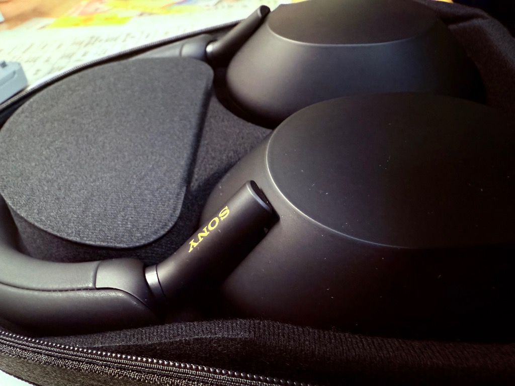 SONY（ソニー） ワイヤレスヘッドホン ノイズキャンセリング WH