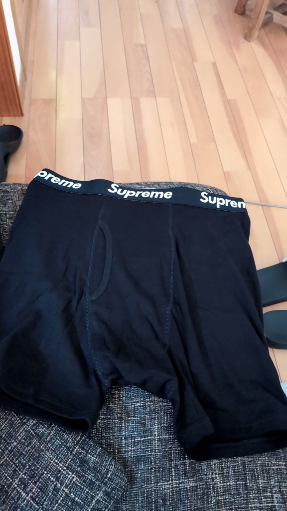 Supreme（シュプリーム） 国内正規品 × US Hanes ヘインズ 1枚