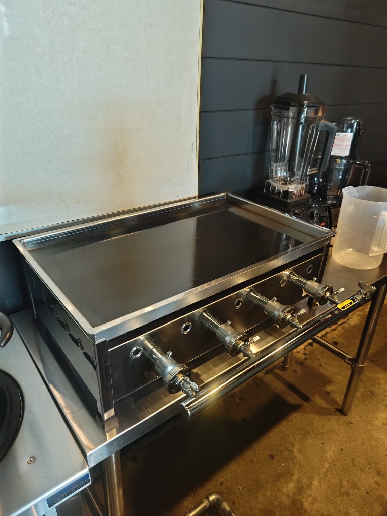 AKS 業務用 ガス式 鉄板焼き器/グリドル No20 横幅610x奥行370x高さ