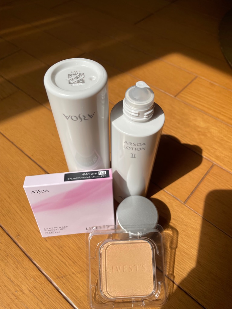 リベスト アルソア リベスト シルキーパウダーファンデーション