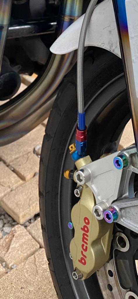 brembo（ブレンボ） 4ポットキャスティングキャリパー 40mmピッチ (左