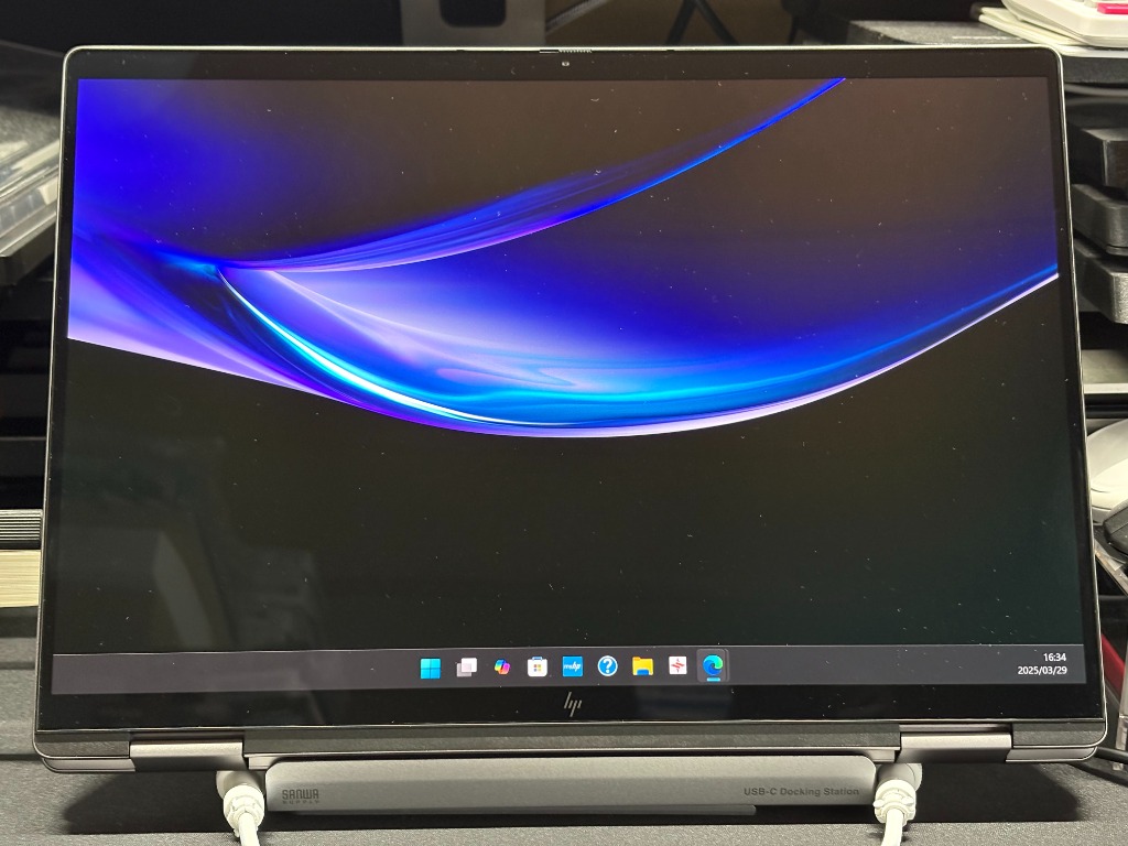 サンワダイレクト ドッキングステーション Type-C スタンド 縦置き