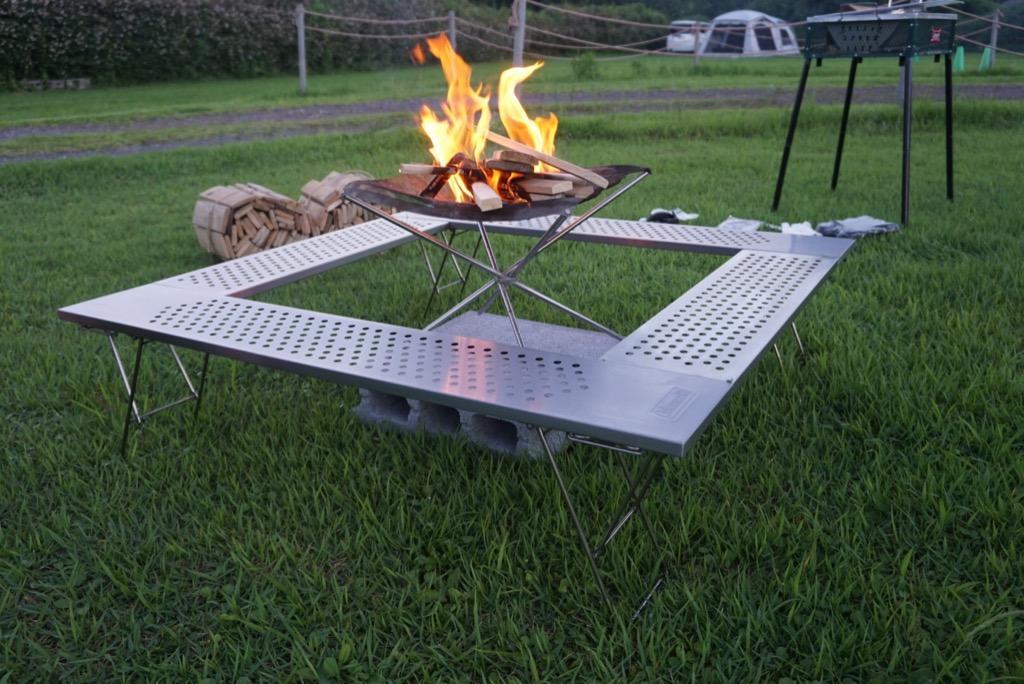 Coleman（コールマン） ファイアープレーステーブル (2000010397