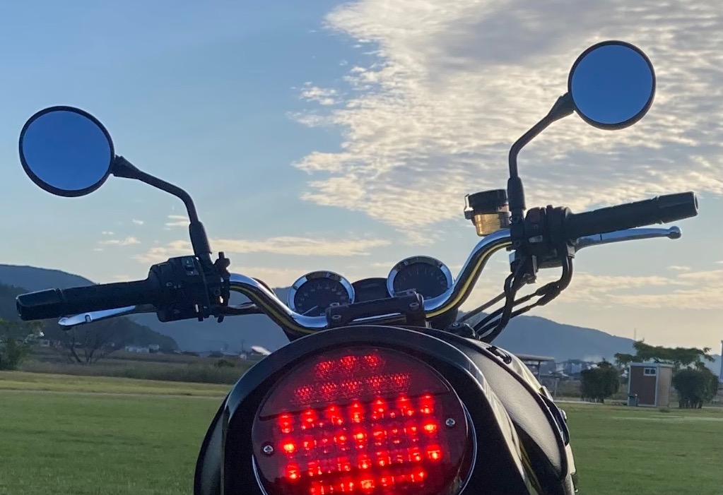 左右セットでお得！】Kawaski カワサキ ミラー アッシ 左右セット W800