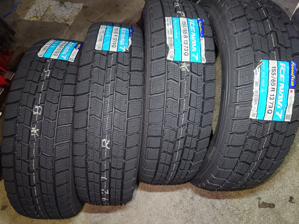 グッドイヤー（GOODYEAR） 4本セット スタッドレスタイヤ 155/65R13