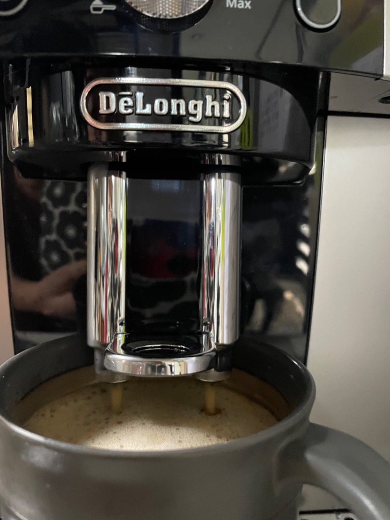 デロンギ マグニフィカS スマート ECAM25023SB （シルバーブラック