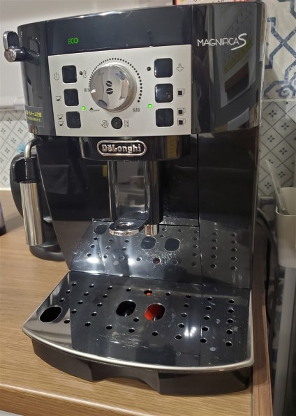 デロンギ マグニフィカS ECAM22112B [ブラック]投稿画像・動画 - 価格.com