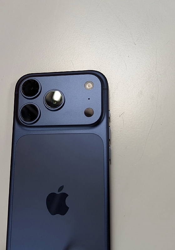 デザインは賛否両論ですが良い感じの機能の向上だと思いますよ