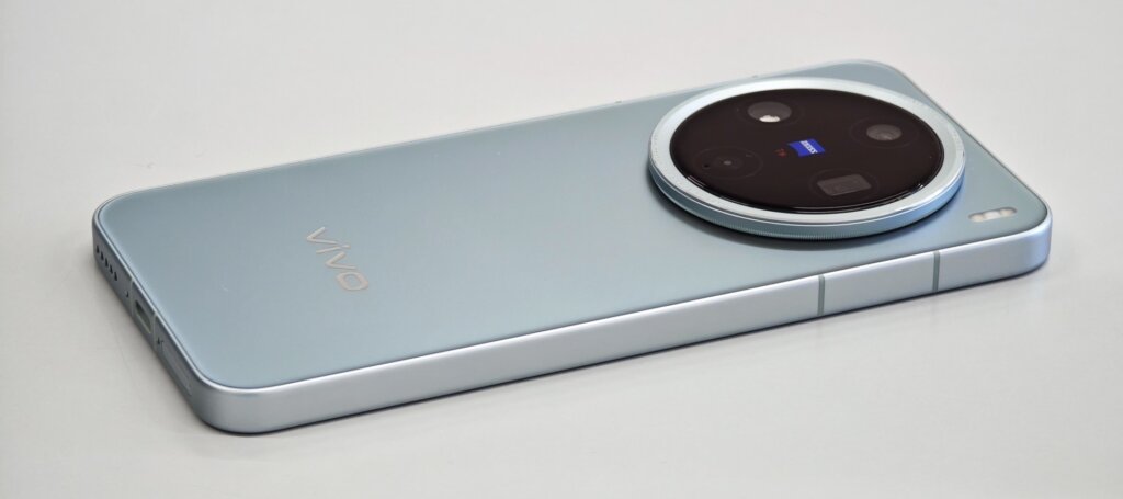 vivo X200 Pro mini レビュー】クセは強いけど理想的なコンパクト