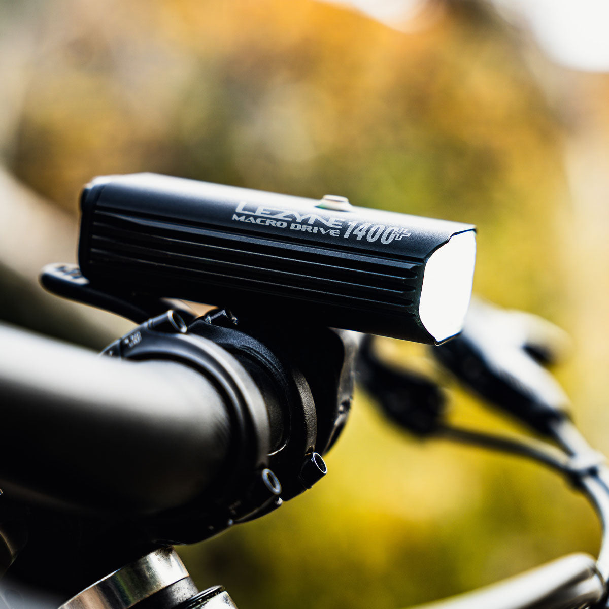 LEZYNE MACRO DRIVE 1400+ | LED FRONT BIKE LIGHT