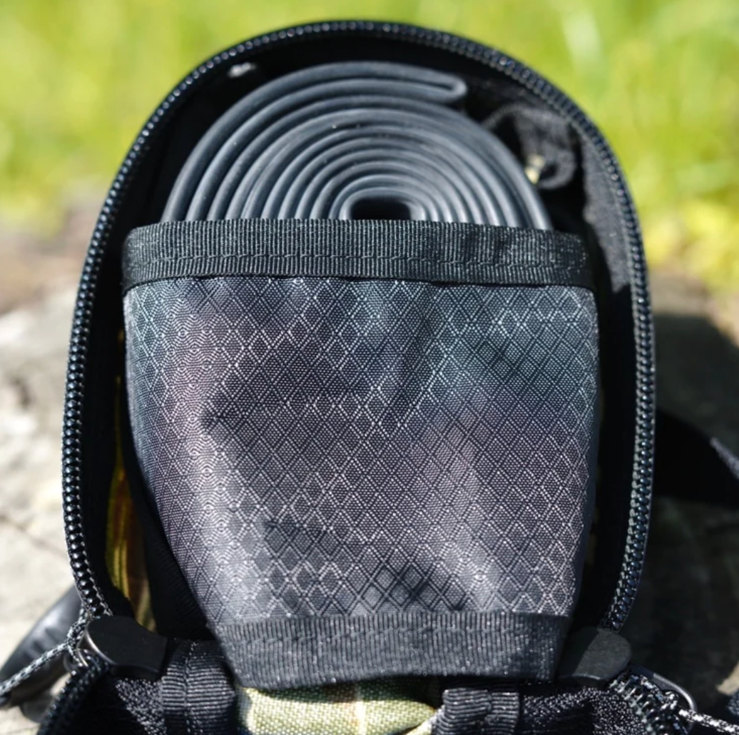 tade qui / 2 hour tripper / Dyneema Composite Fabric 5.0oz Hybrid