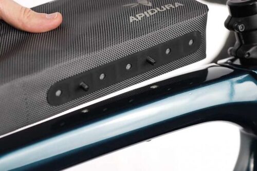 APIDURA エクスペディション ボルトオン トップチューブバッグ（1L