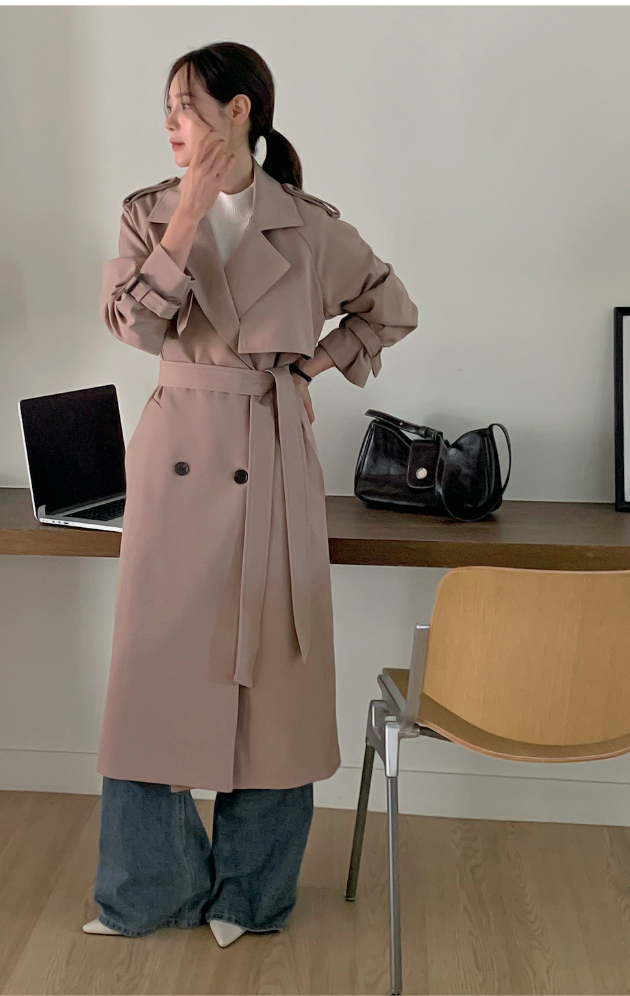 オケージョン】ストラップ付き ダブルブレストトレンチコート