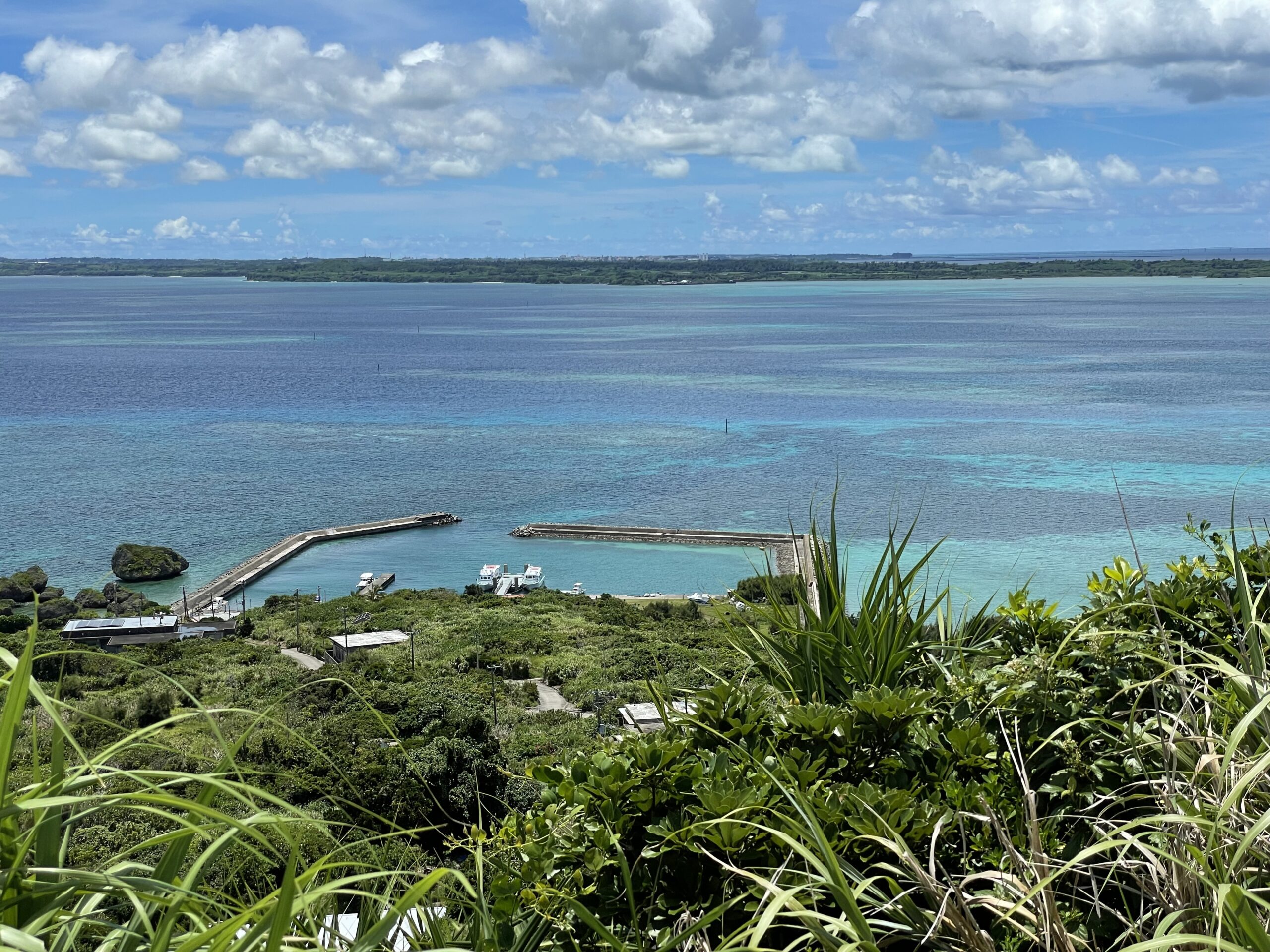 宮古島から船で15分！神の島と呼ばれる大神島へ | 宮古島の情報メディア
