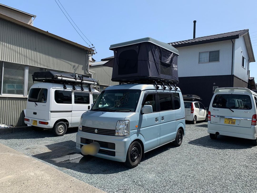 ダンパー式手動箱形ルーフテント「タワー」 | 製品ラインナップ | （株