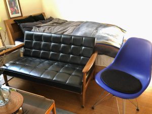 カリモク60 Kチェア 2シーター スタンダードブラック［W36143BW