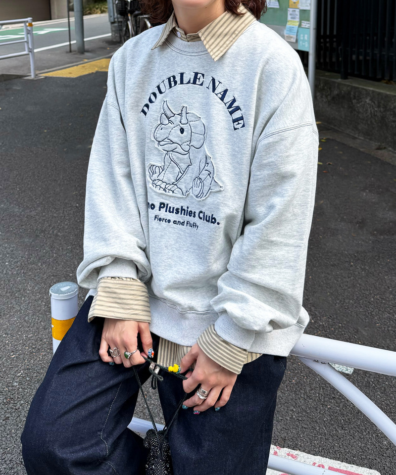 Dino Plushies Club刺しゅうプルオーバー｜DOUBLE NAME ダブルネーム