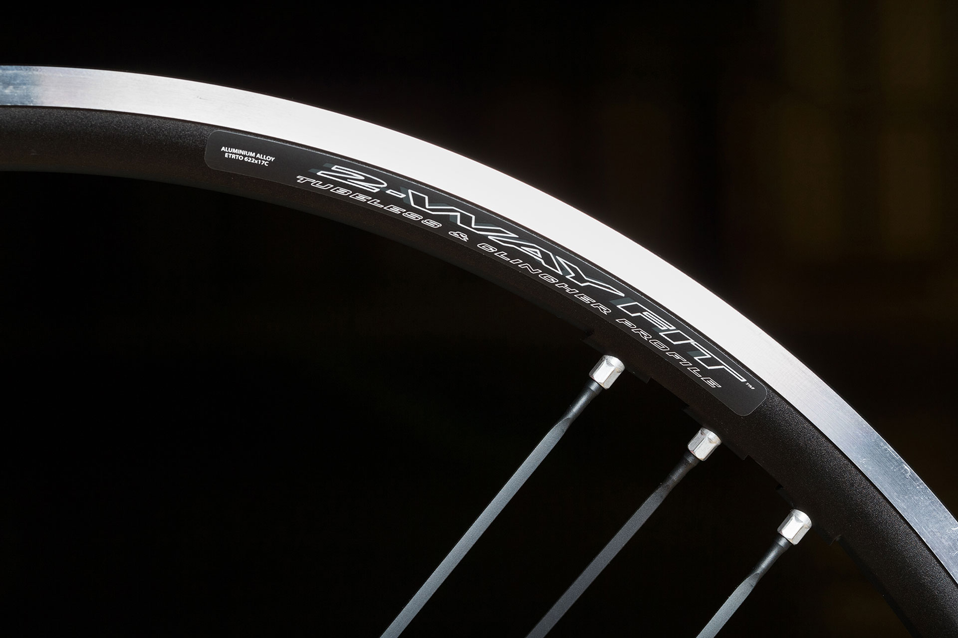 Campagnolo Shamal Ultra 2-Way Fit wheelset |