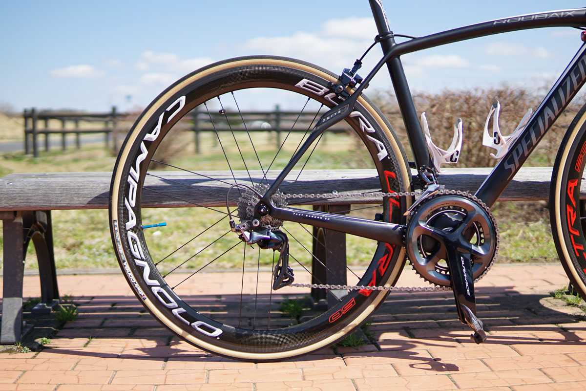 カーボンクリンチャーホイールの進化と今後 | ロードバイク徹底比較.com