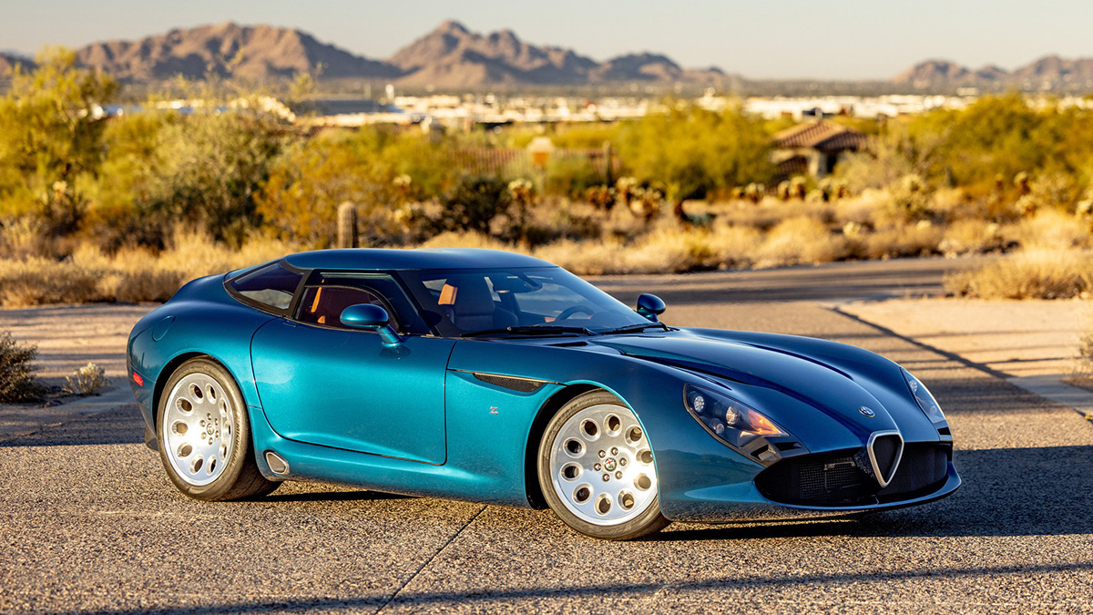 This Dodge Viper-Based Alfa Romeo Is Up for Grabs Right Now