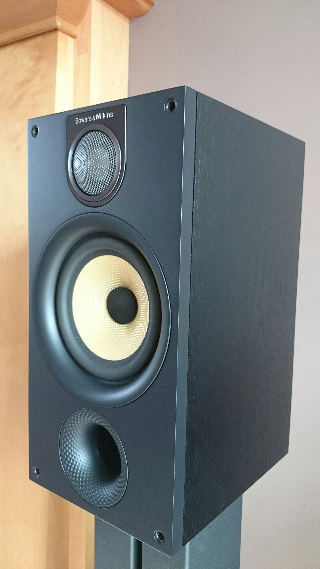 Bowers and Wilkins 686 S2 – Small is Big | robmoores1