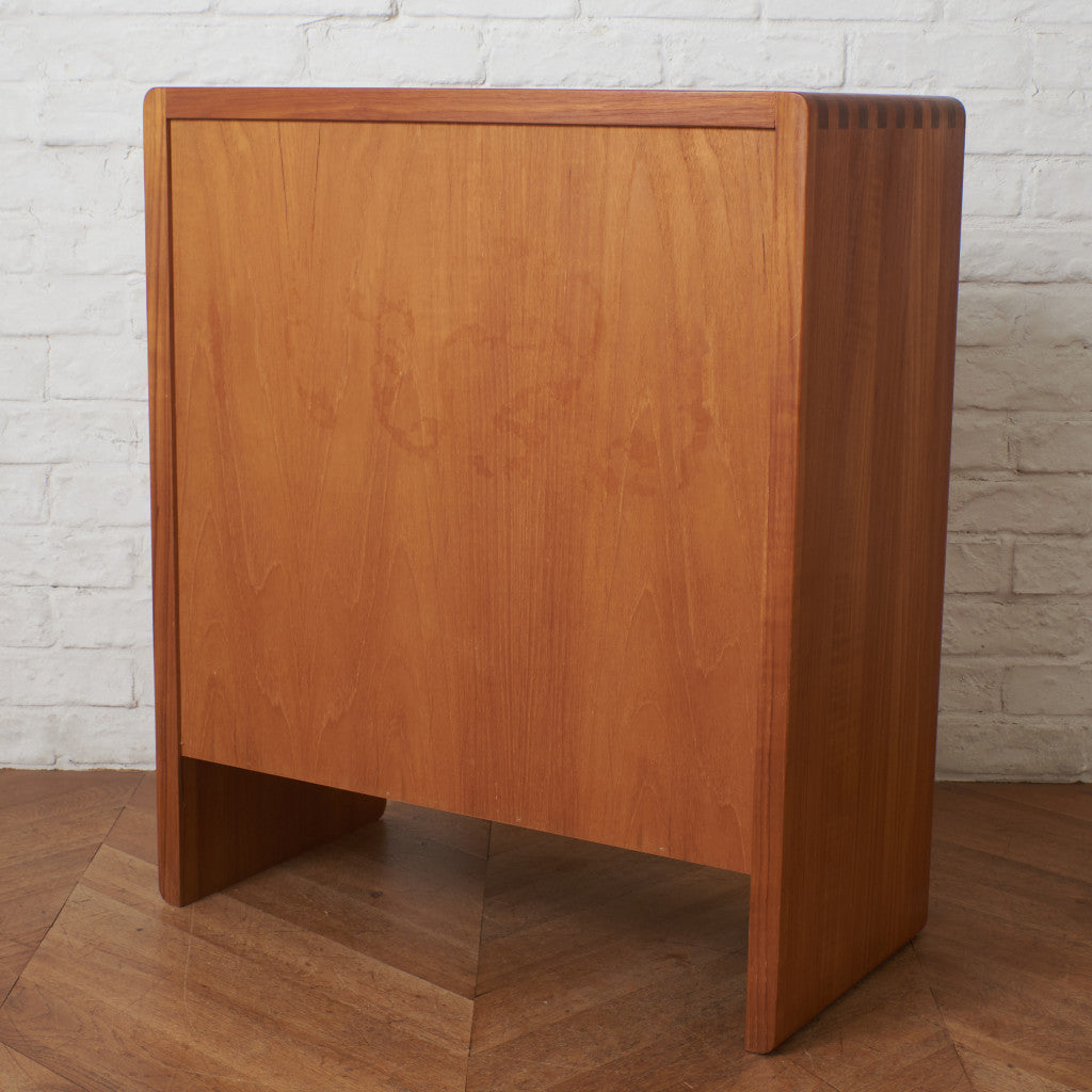 デンマークヴィンテージ チーク無垢材 5段チェスト｜ニールス・バッハ