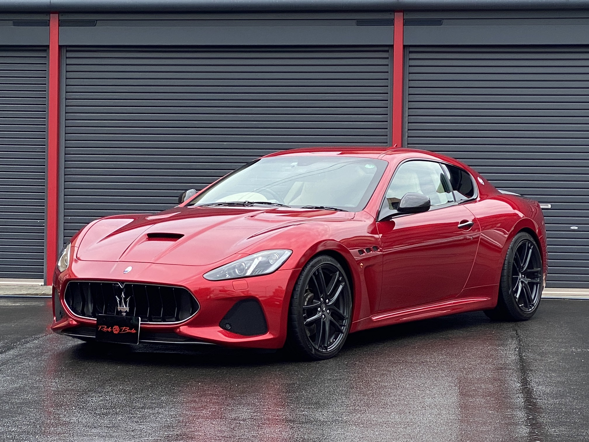 マセラティ グラントゥーリズモ MC 入庫しました☆ | ロックボデーマガジン
