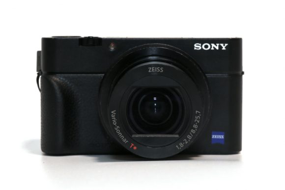 初心者にもオススメ】私がSONYのコンデジ「サイバーショット DSC-RX100