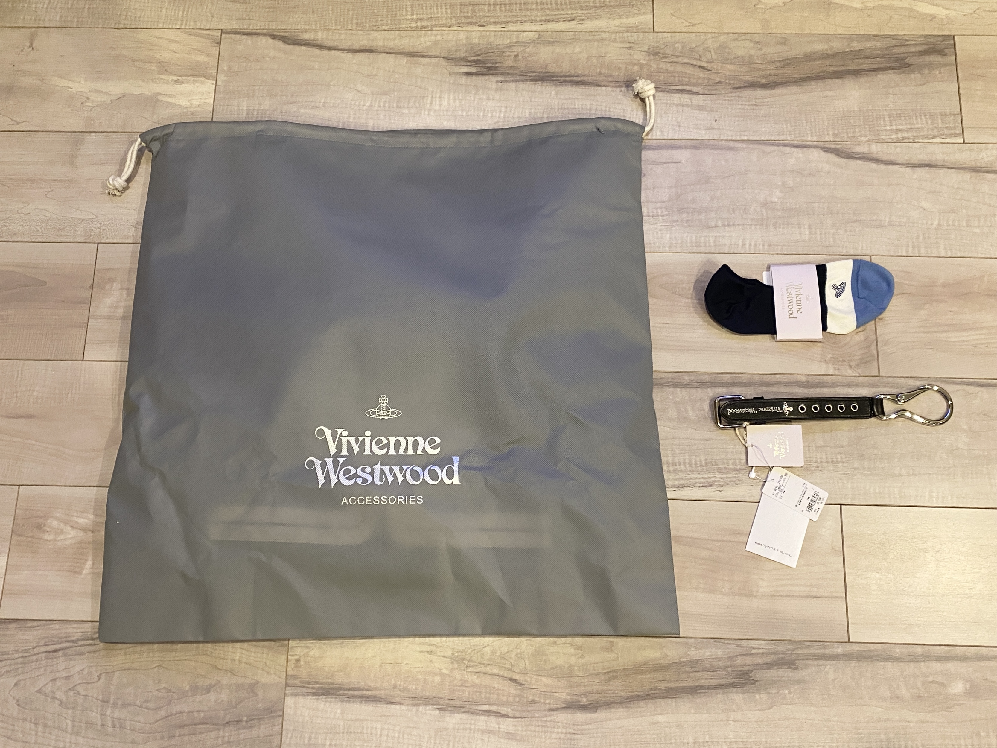 2024福袋】ヴィヴィアンウエストウッドの『雑貨・小物福袋』が小物じゃ