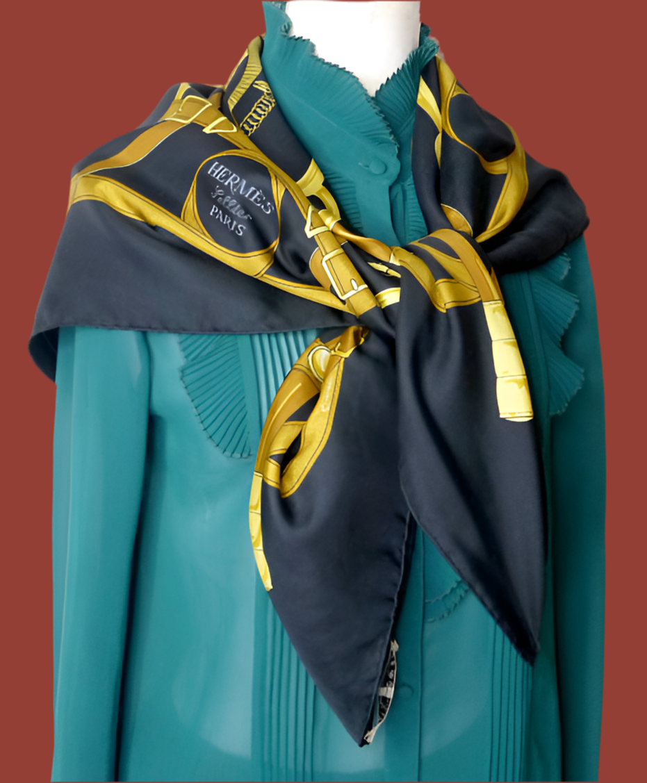 HERMES 大判カレ90スカーフ Eperon d'Or（黒系/黄金の拍車） – Vintage