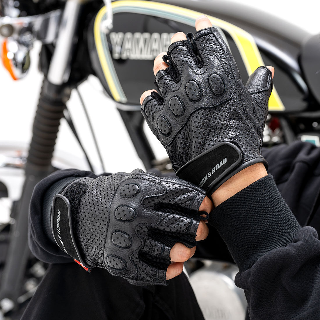 RR8361 パンチングレザーハーフフィンガーグローブDS | ラフ＆ロード