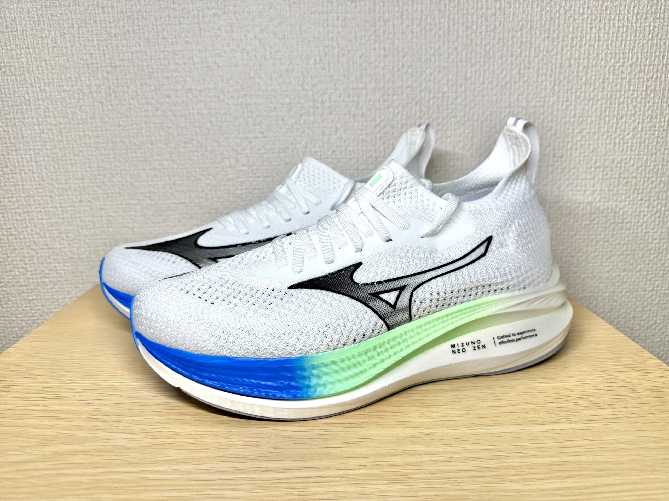 レビュー】ミズノ ネオゼン 足に優しいリカバリーシューズ | ランハイク