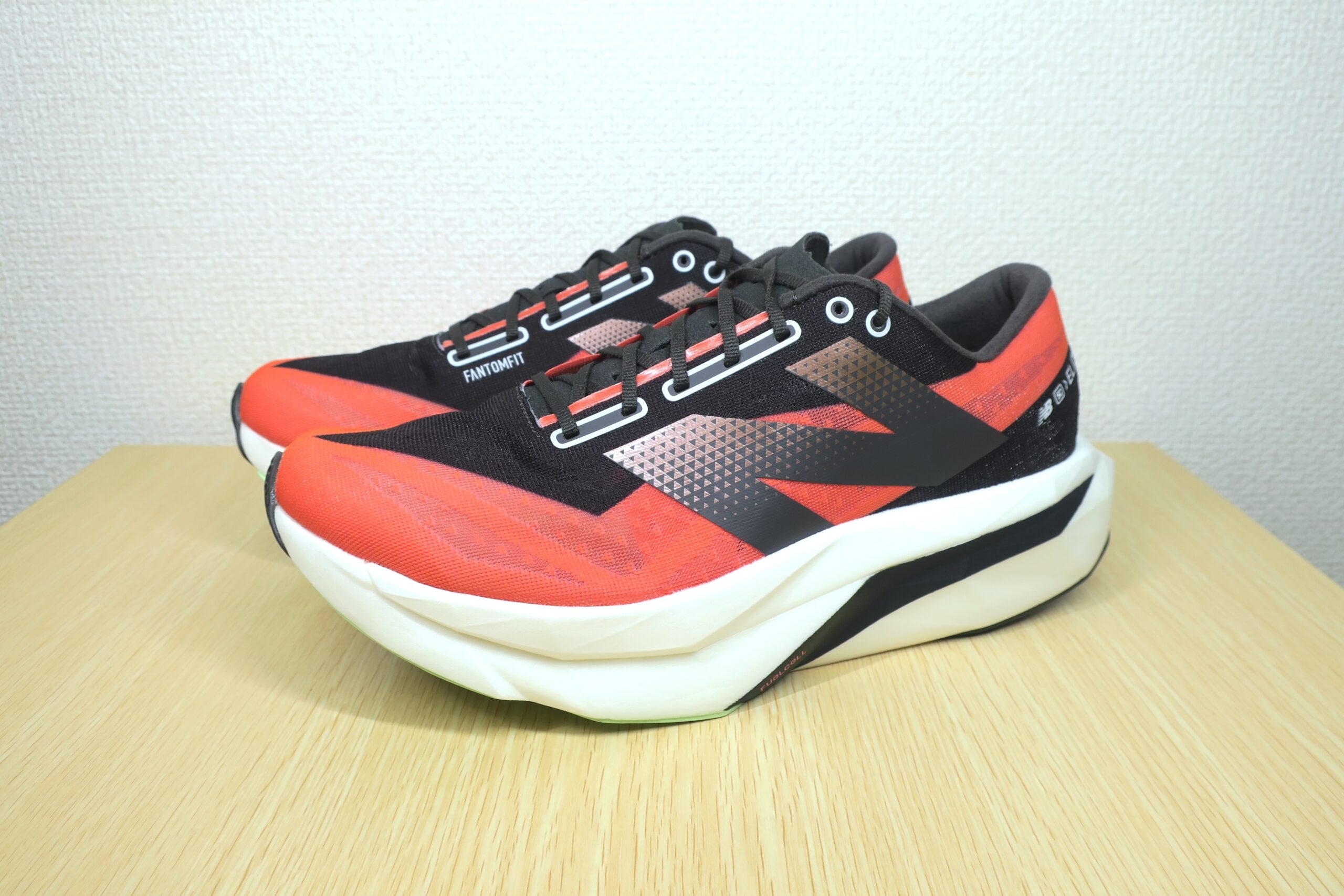 レビュー】ニューバランス フューエルセル スーパーコンプエリートv4