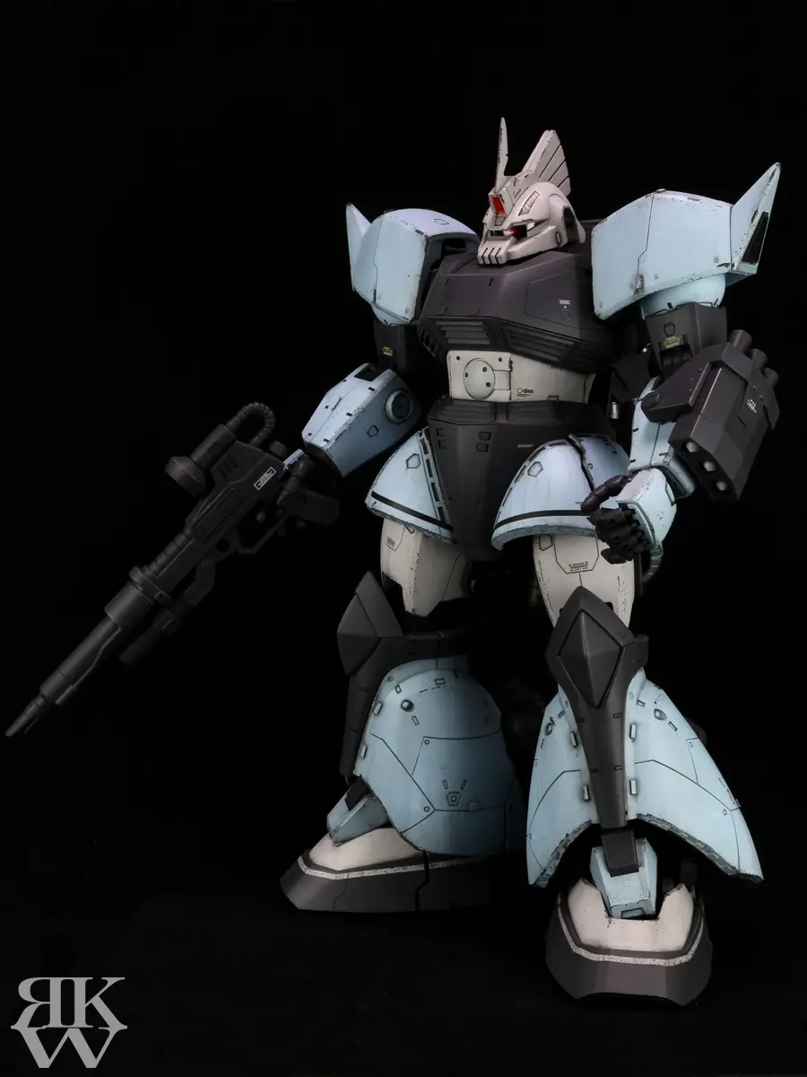バンダイ MG 1/100 MS-14B ユーマ・ライトニング専用高機動型ゲルググ