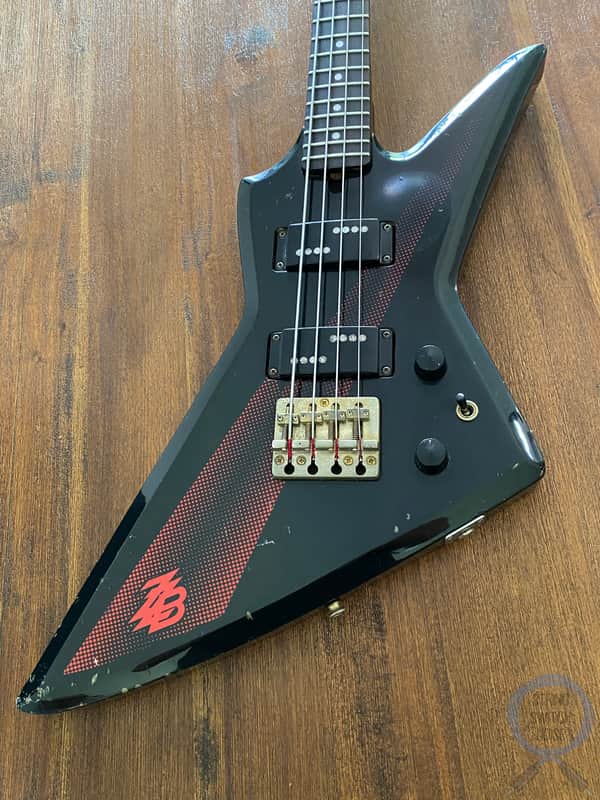 Aria Pro II, Explorer Bass, ZZB Deluxe, Black Thunderbolt, | Reverb
