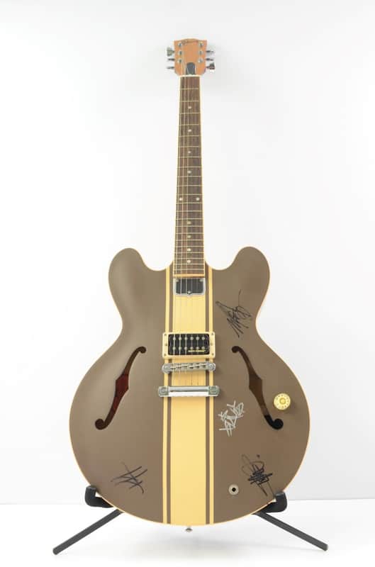 Gibson Tom Delonge ES-333 Guitar - Brown Stripe w/ OHSC - Signed