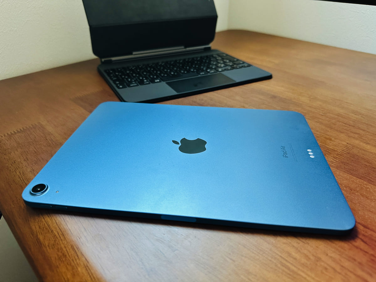 使いにくい？iPad Magic Keyboard レビュー！Air 第5世代の純正