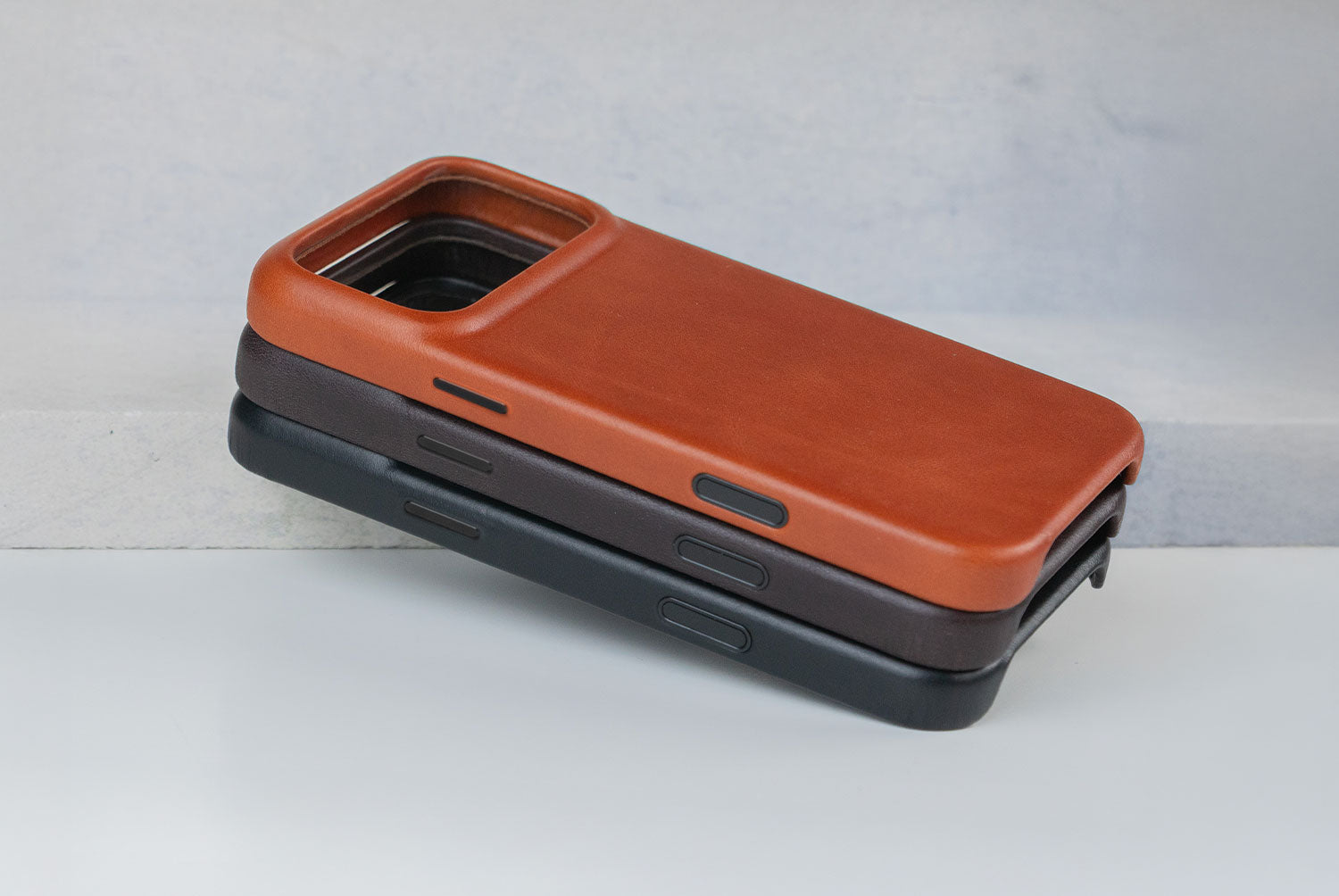 Leather iPhone 17 Pro Max Shell Case, MagSafe - Saddle Brown