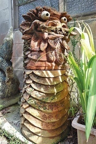 オーラを放つシーサー＆龍！ 名工・島常賀さんの生家を訪ねた【島ネタ