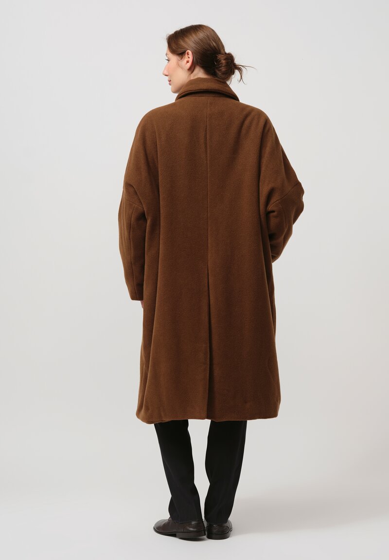 Casey Casey Cashmere Big Blobby Coat in Kasper Fudge Brown | Santa