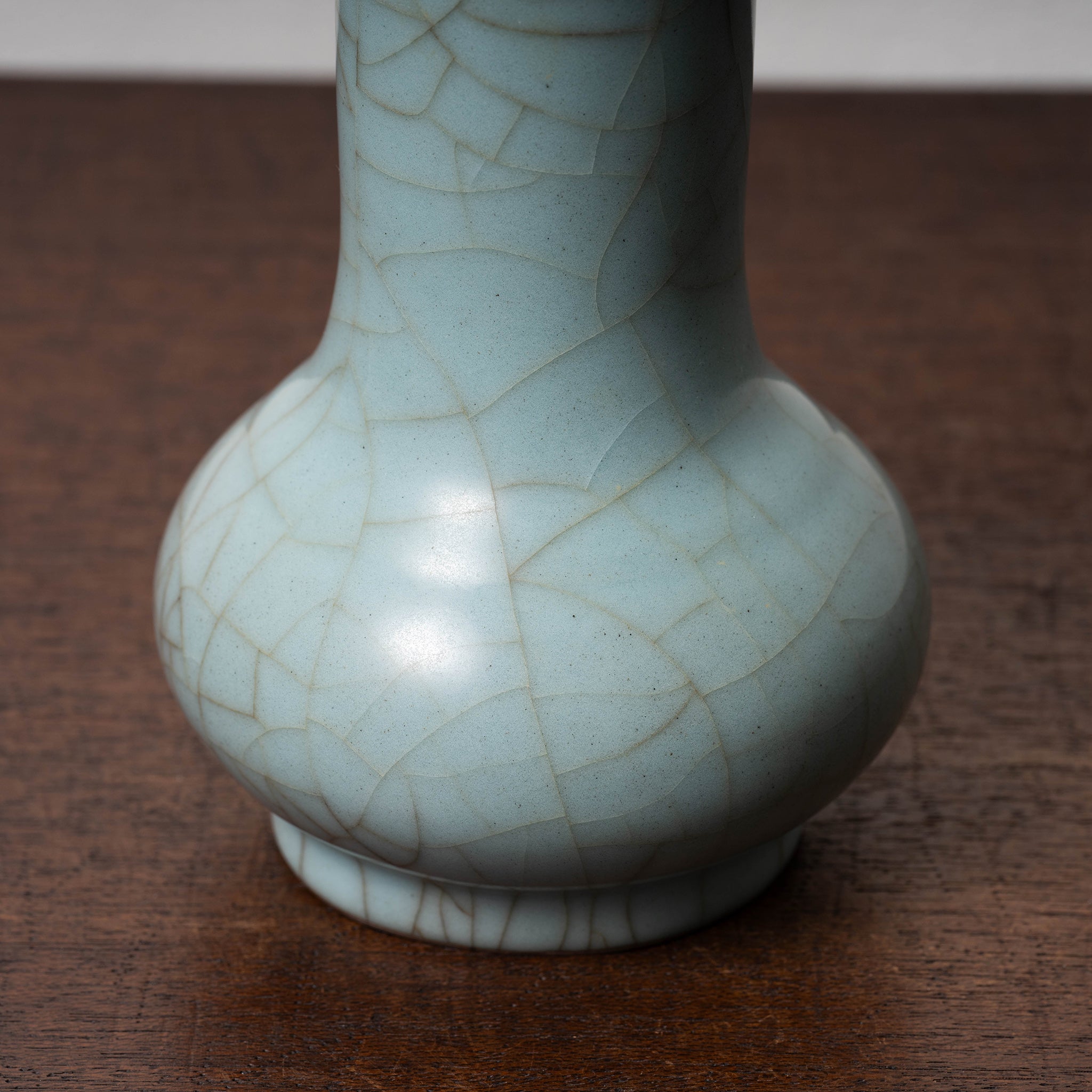 南宋官窯 青磁長頸瓶（青磁下蕪瓶） – 燦禾 SANKA