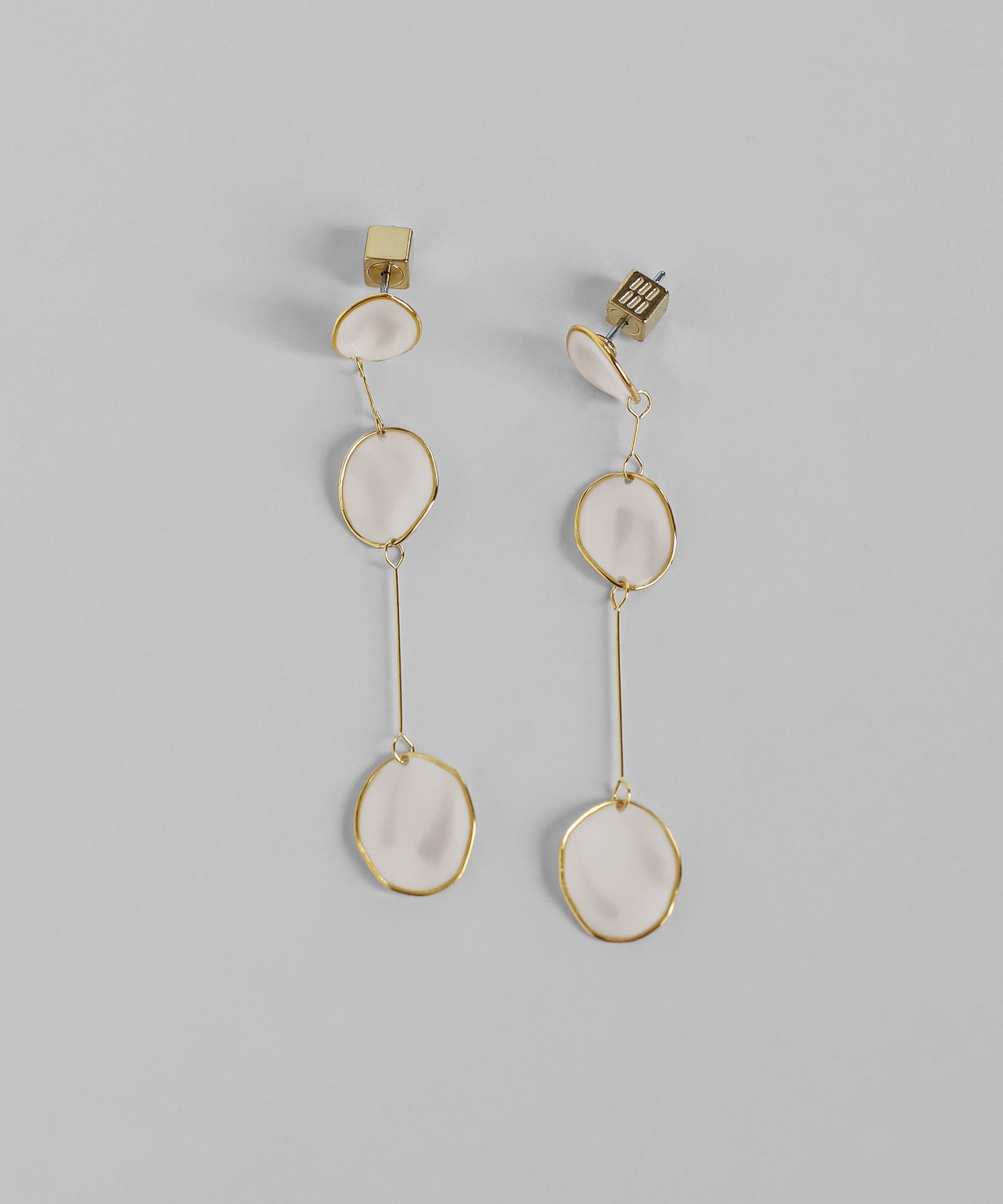 mimi33】マーブルロングピアス[Sheerchic]｜SANPO ONLINE(サンポー