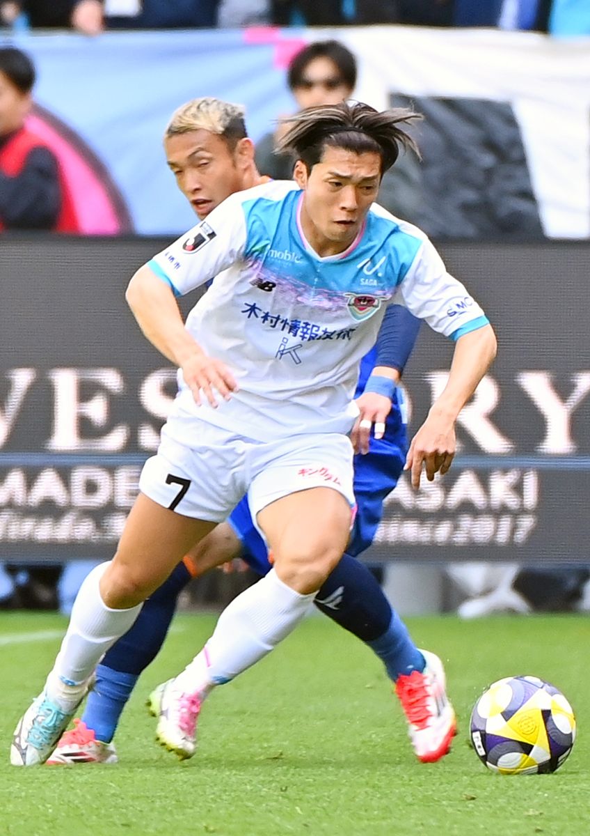 サガン鳥栖＞MF新井晴樹「チームの成長を実感」 鳥栖2-0長崎 選手