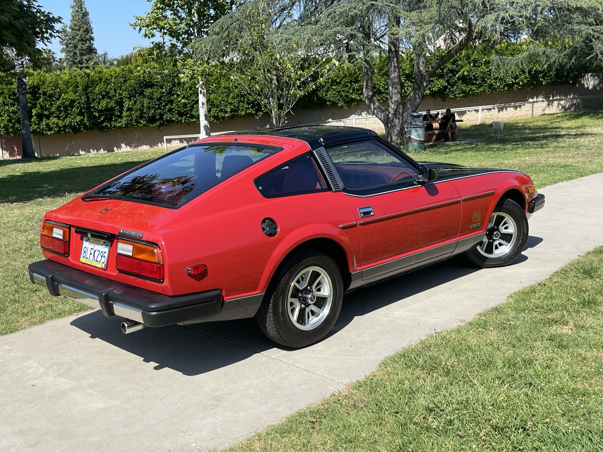 280ZX 10 Anniversary Red/Black -