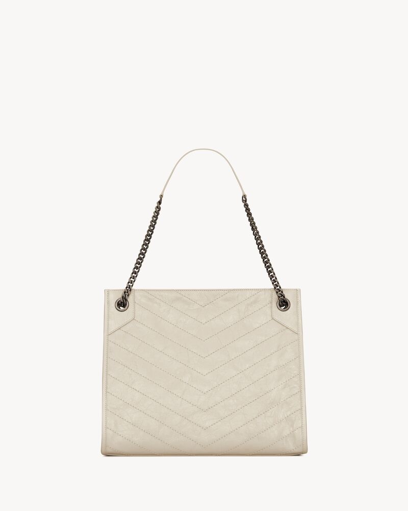 Medium-5779990EN049207_B.jpg?v=3