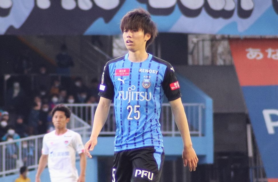 川崎】新布陣の「肝」田中碧はジェジエウと何を話し合っていた